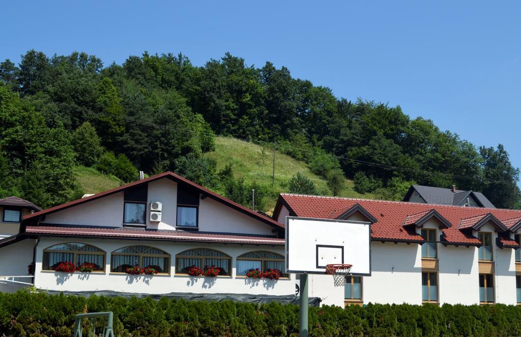 Guest House Gostisce Jutrisa Rogatec Exterior photo