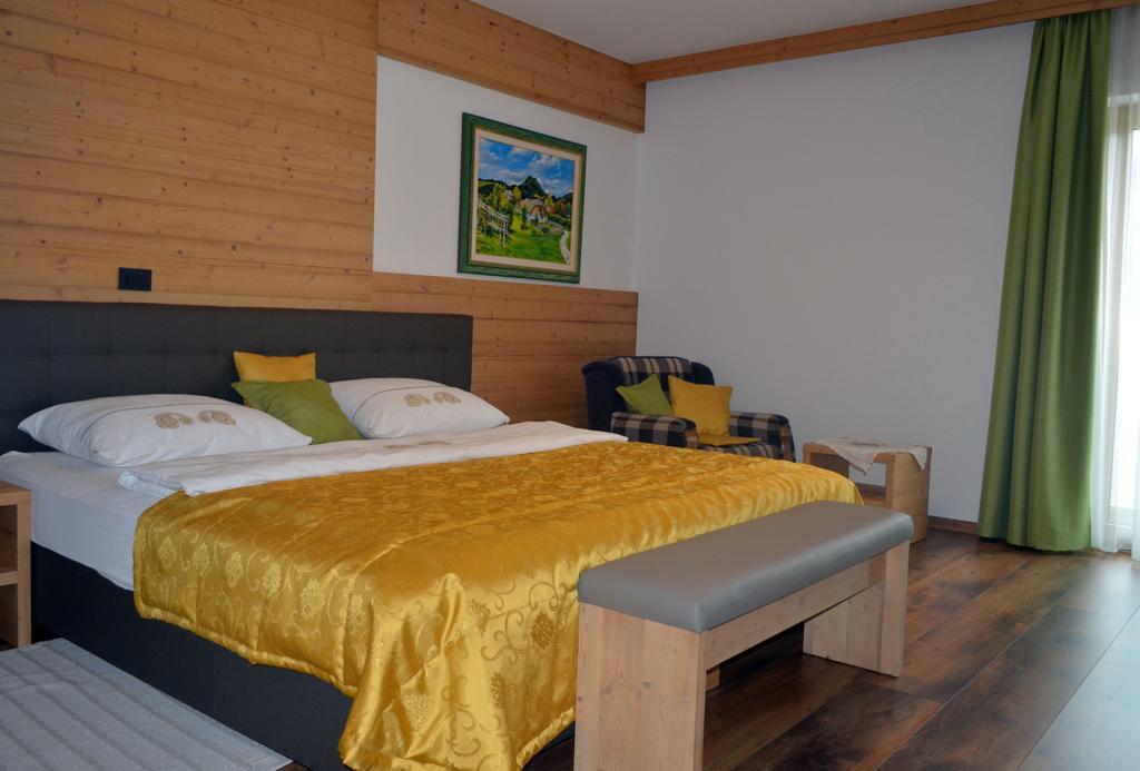Guest House Gostisce Jutrisa Rogatec Exterior photo